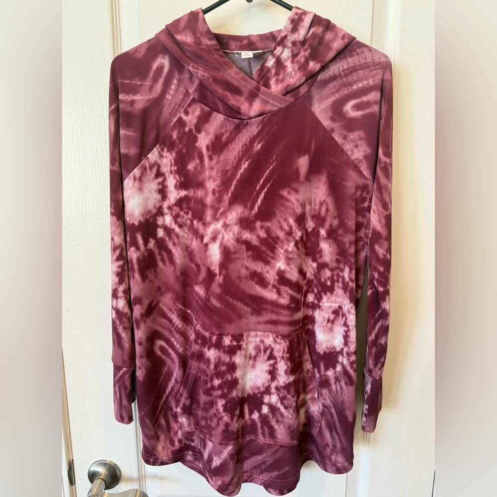LuLaRoe Tie Dye Hoodie Medium Wine Purple Pullover Lightweight 🎉 2 For $20 🎉